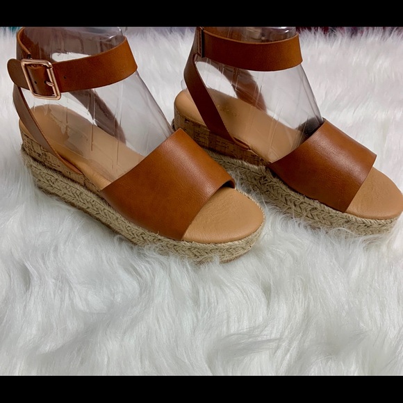 Espadrilles! - Picture 1 of 1